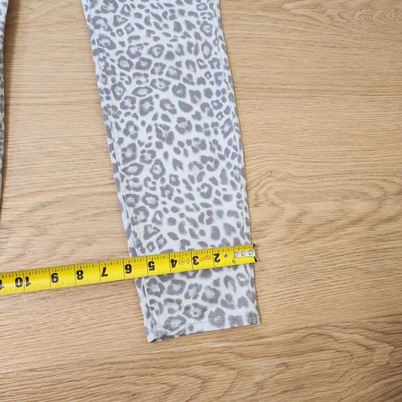 WHITE HOUSE BLACK MARKET The Skinny Pants 4 Ankle Jean Leopard Cheetah 30x28 NWT - Picture 8 of 11